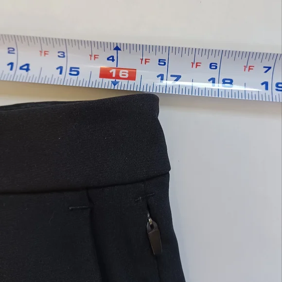 Lululemon Women's Black Pants - Picture 6 of 10